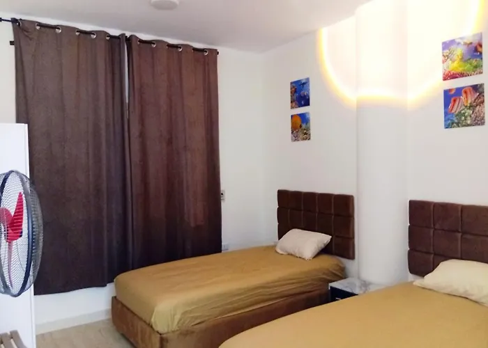 شارع عربيه ع البحر مول السلام أمام مستشفي السلام Apartment Hurghada